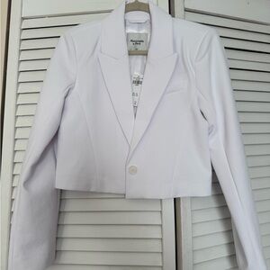 Abercrombie & Fitch Women's White Cropped Blazer